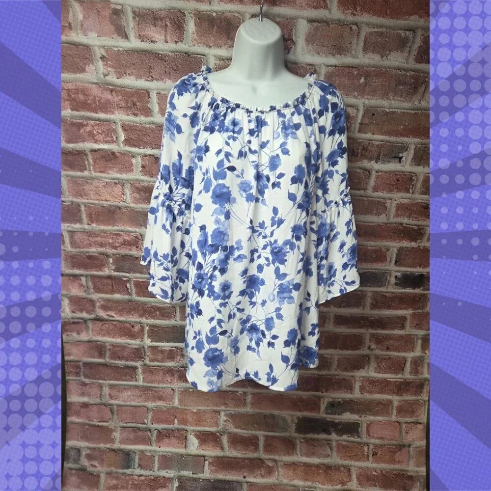Counterparts Women’s Floral Blouse XL Blue White Loose Fit Lightweight Top Short
